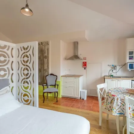 Rua De Sao Bento N.123 *